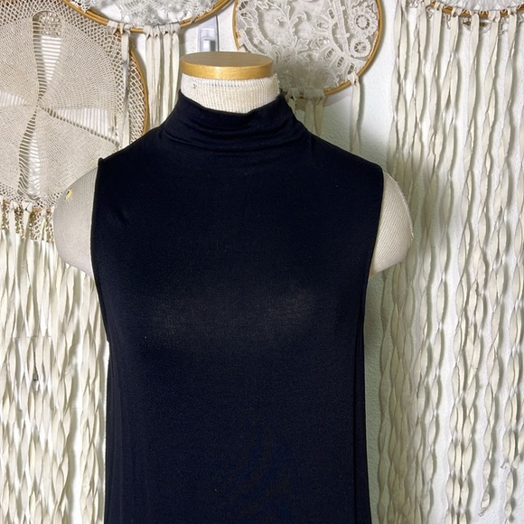 Vince Black Sleeveless Turtleneck Midi Dress Size Large - Picture 7 of 11